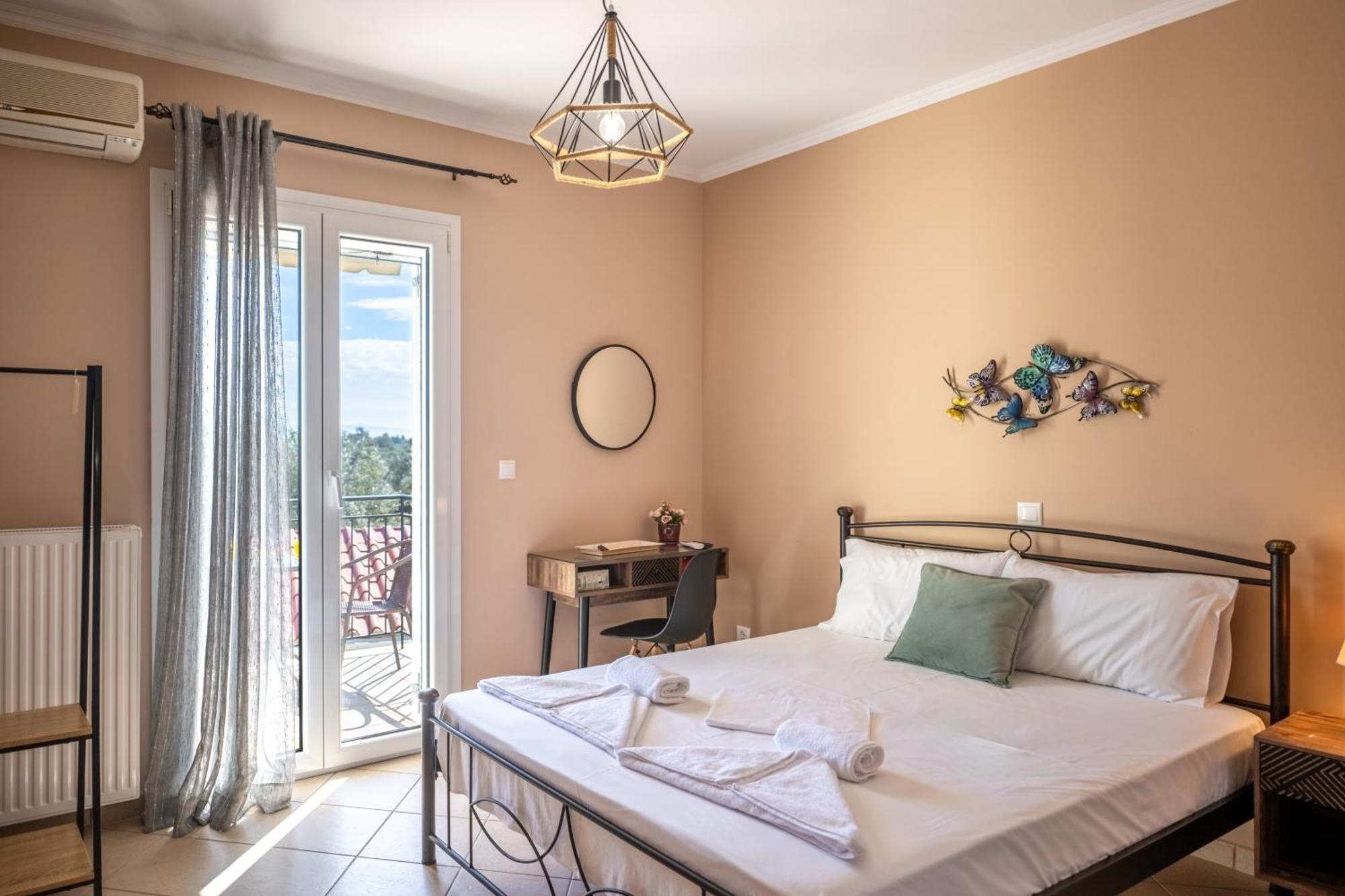Vista Verde Studios & Apartments Svoronata Extérieur photo